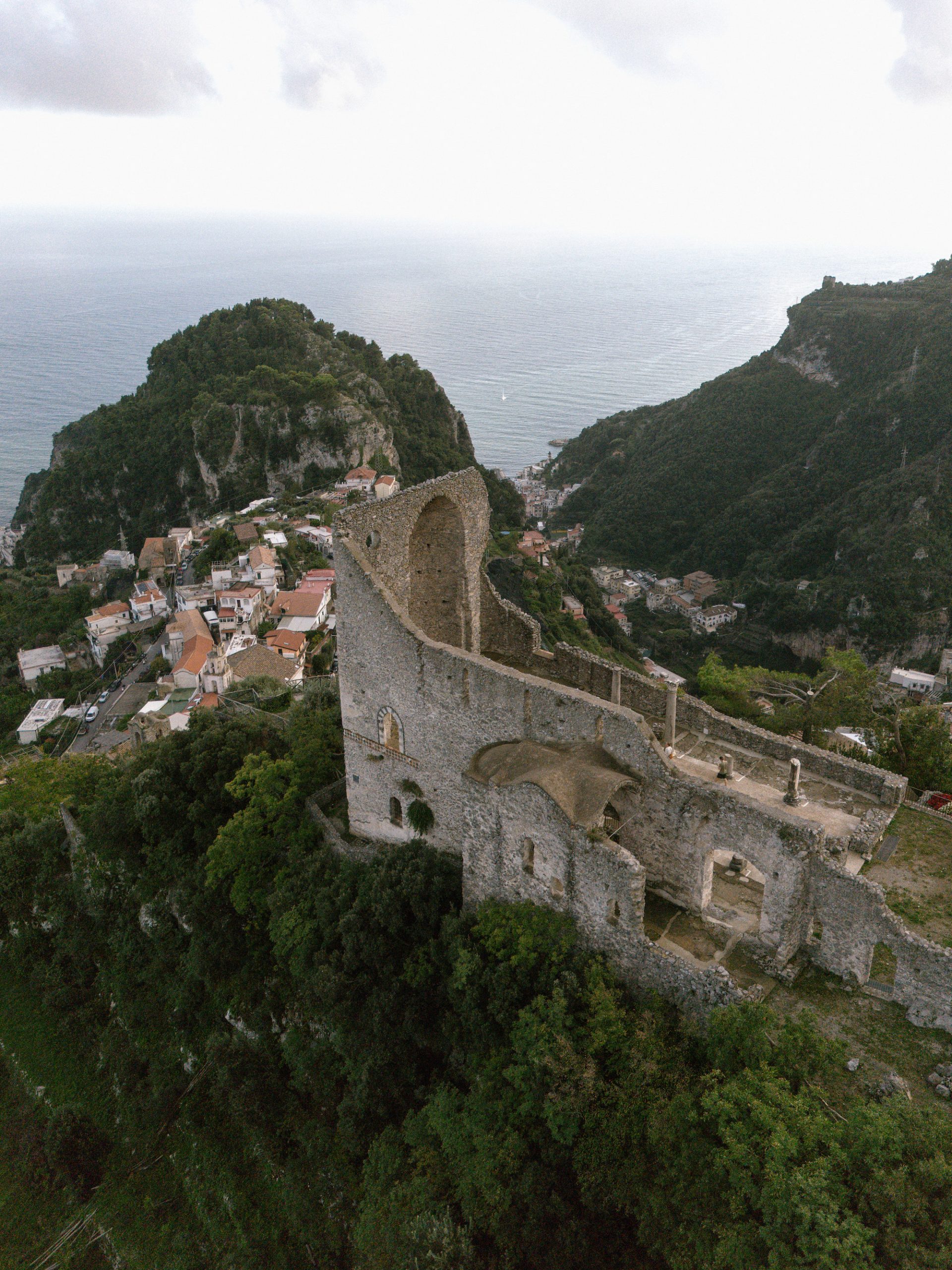 De bruiloft van Rumailah Burden in Ravello aan de Amalfikust