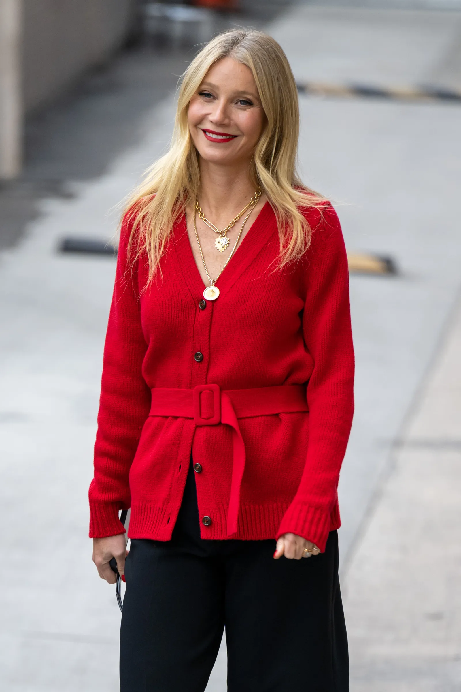 Gwyneth Paltrow draagt een sexy vest
