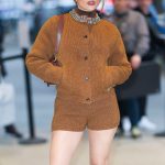 Jennifer lopez set gucci new york