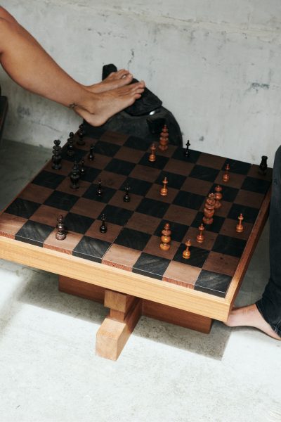 11-bordspellen-die-zo-mooi-zijn-dat-je-ze-niet-hoeft-op-te-bergen-323859