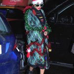 Beyonce in een foute kersttrui in 2015