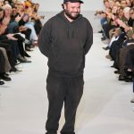 Duran Lantink na afloop van zijn lente/zomer 2025-show