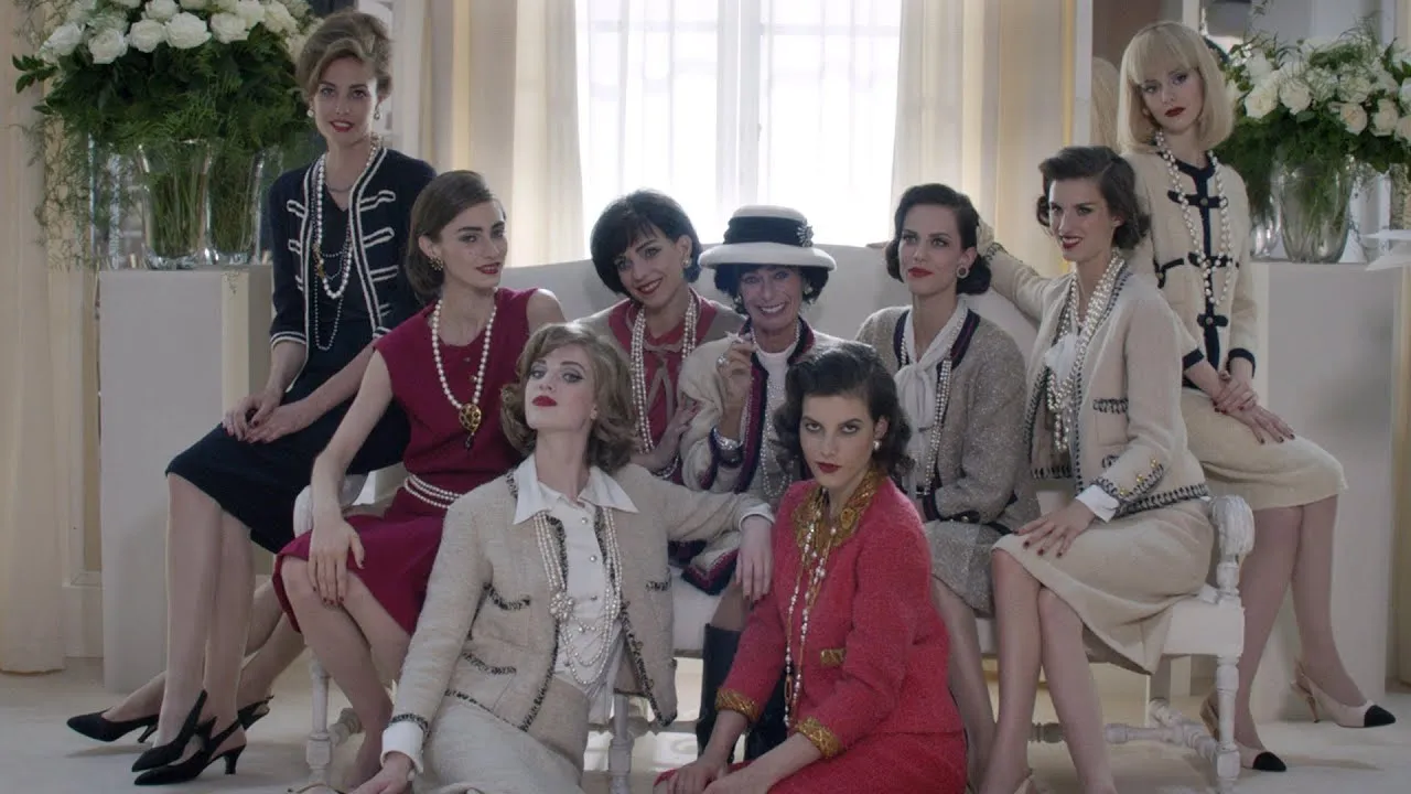The return stil voor artikel over coco chanel films series