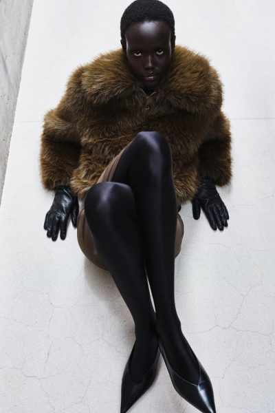 met-een-faux-fur-jas-kom-je-de-winter-warm-en-fabulous-door-379576