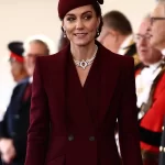 Kate Middleton in bordeauxrood