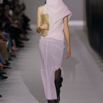 Khaite roze look uit de lente/zomer 2025