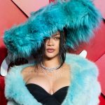 Rihanna in vintage Christian Lacroix bij de Fashion Awards