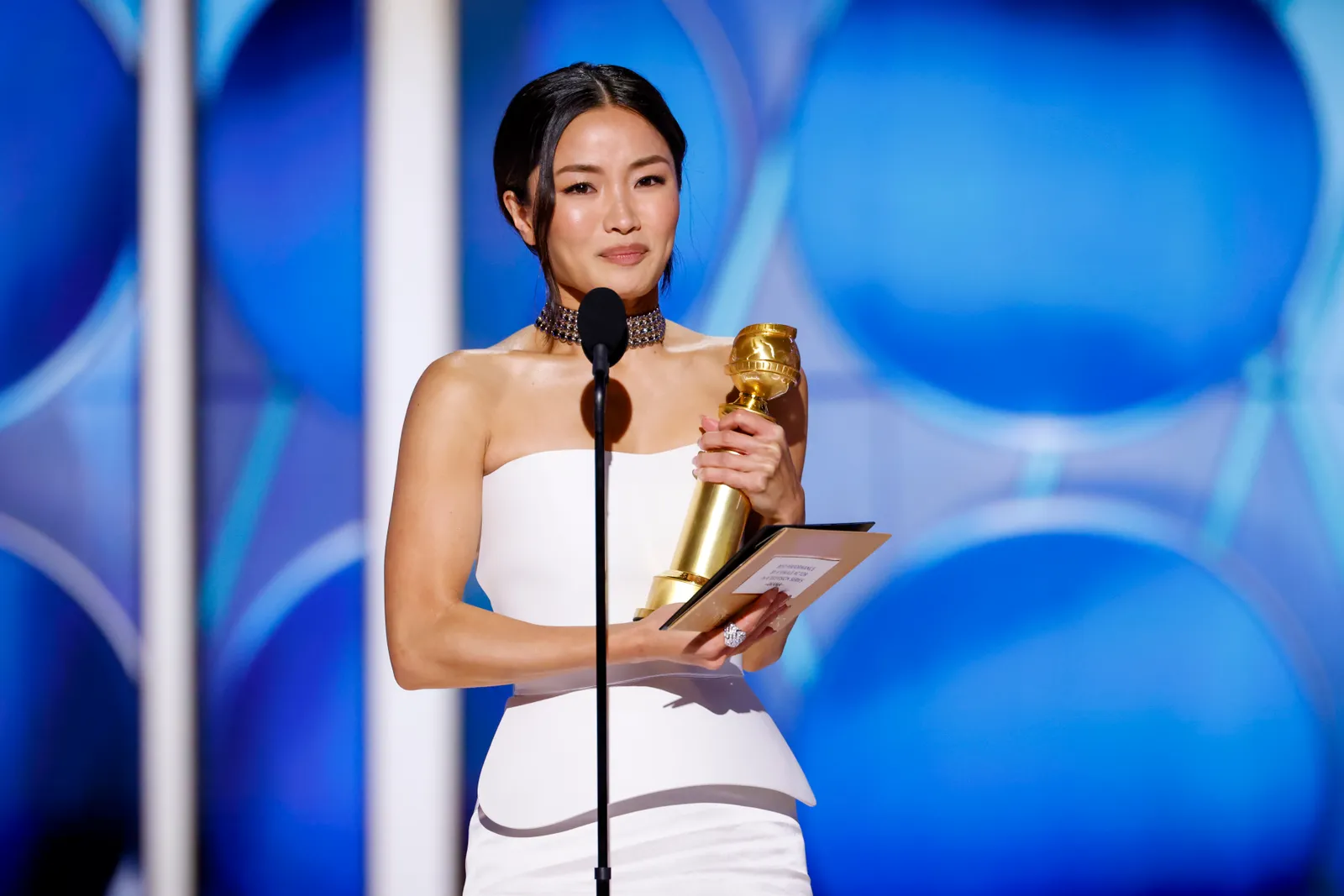 Anna Sawai bij Golden Globes 2025