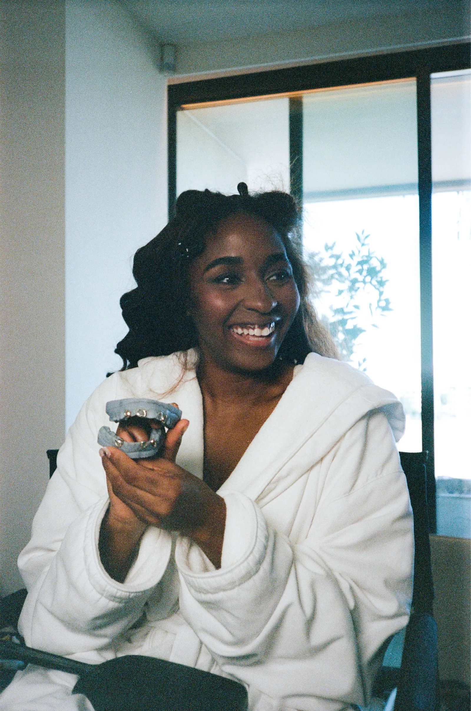 Ayo Edibiri Golden Globes 2025-look