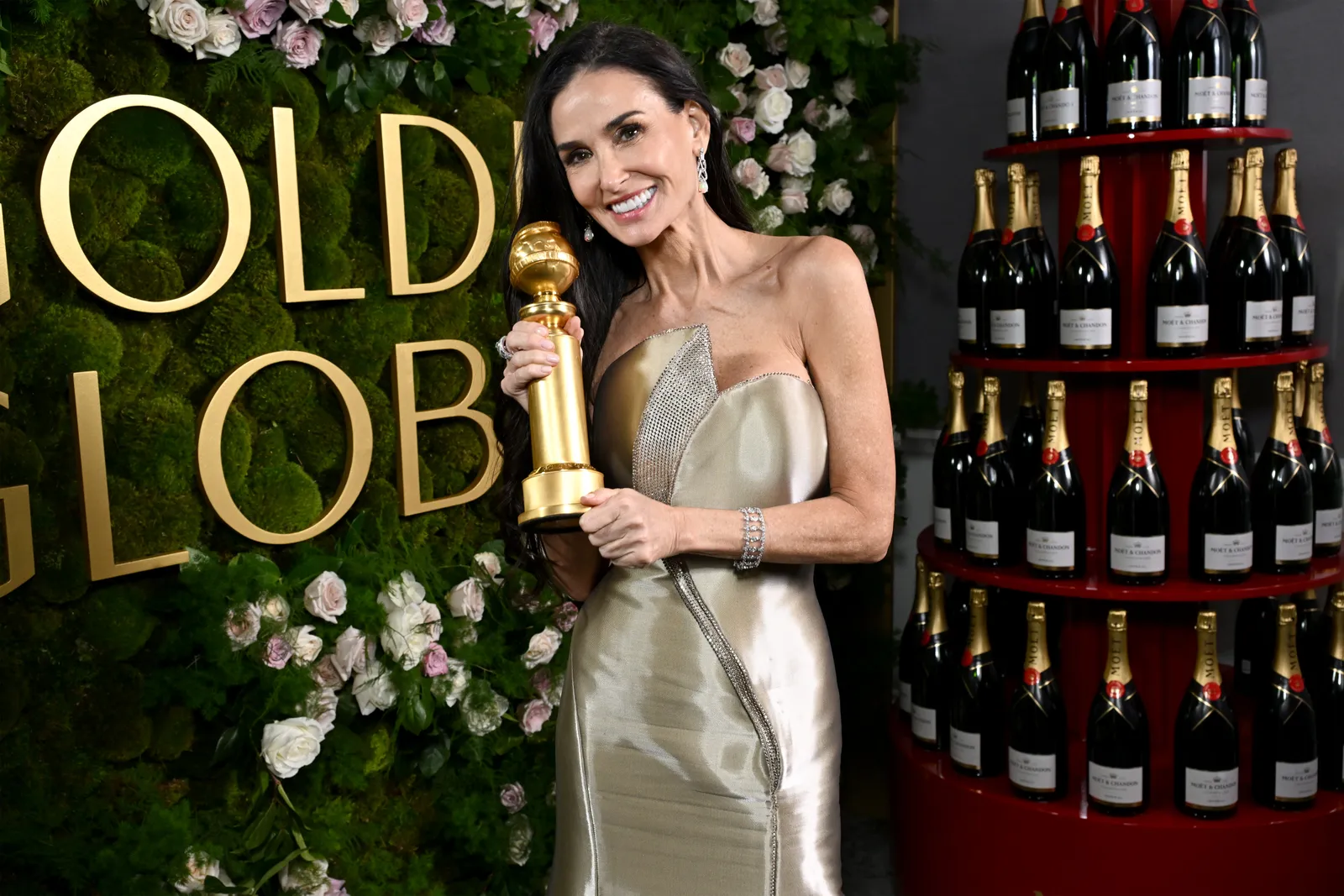 Demi Moore bij golden globes 2025