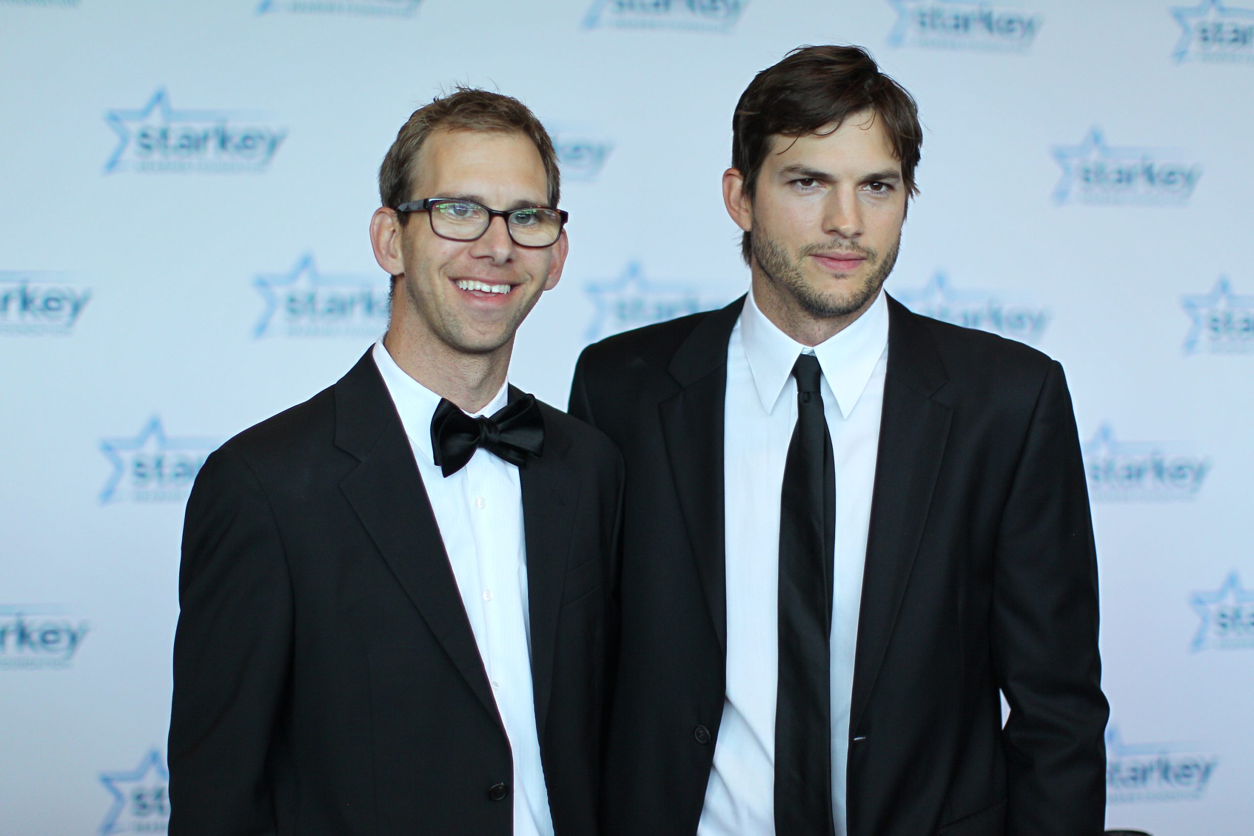 Ashton Kutcher en Michael Kutcher