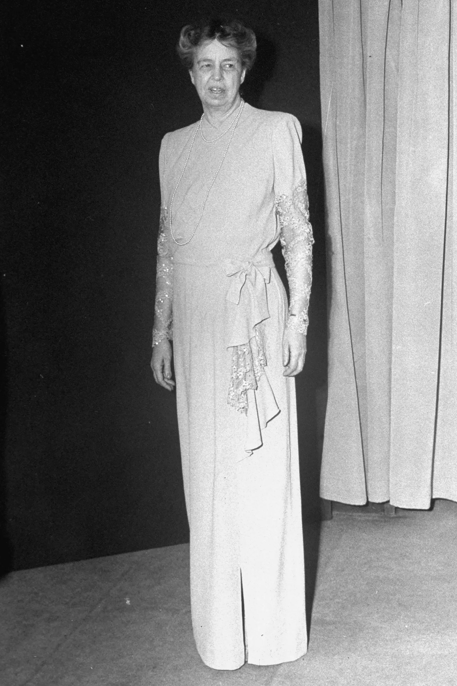 Eleanor Roosevelt in de Arnold Constable-jurk die ze droeg bij de vierde inauguratie van FDR in 1945
