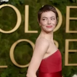 Emma Stone heeft een pixie cut bij de Golden Globes 2025