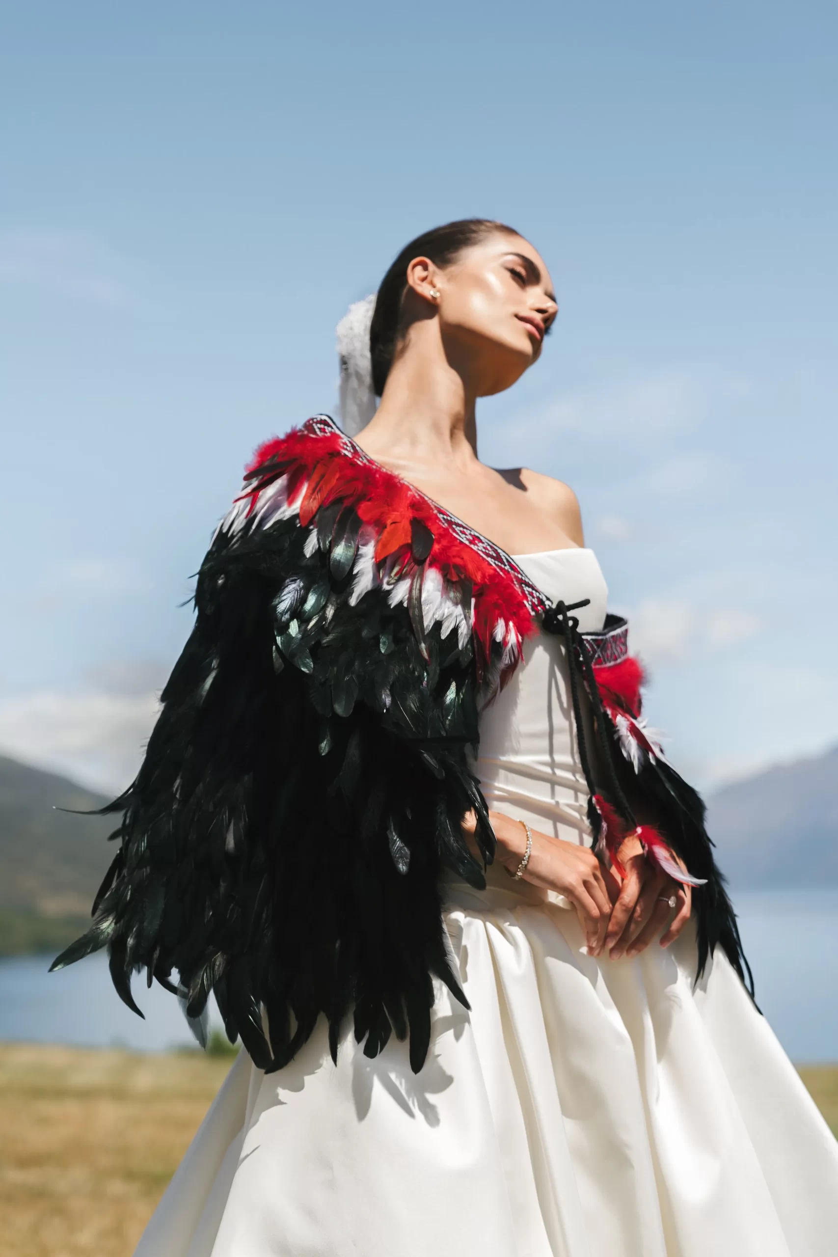 Bruid met traditionele kleding