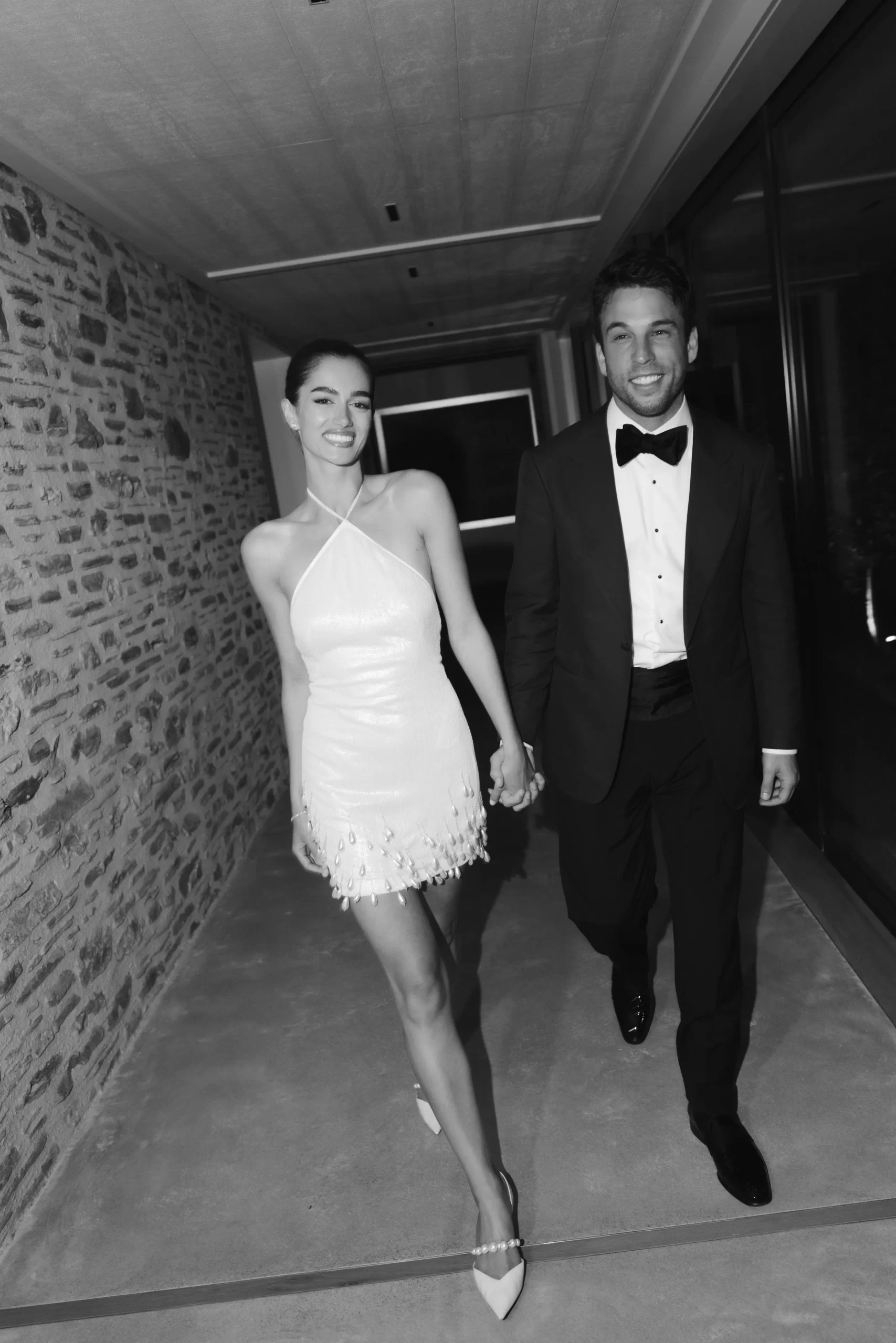 Bruidspaar in de avond