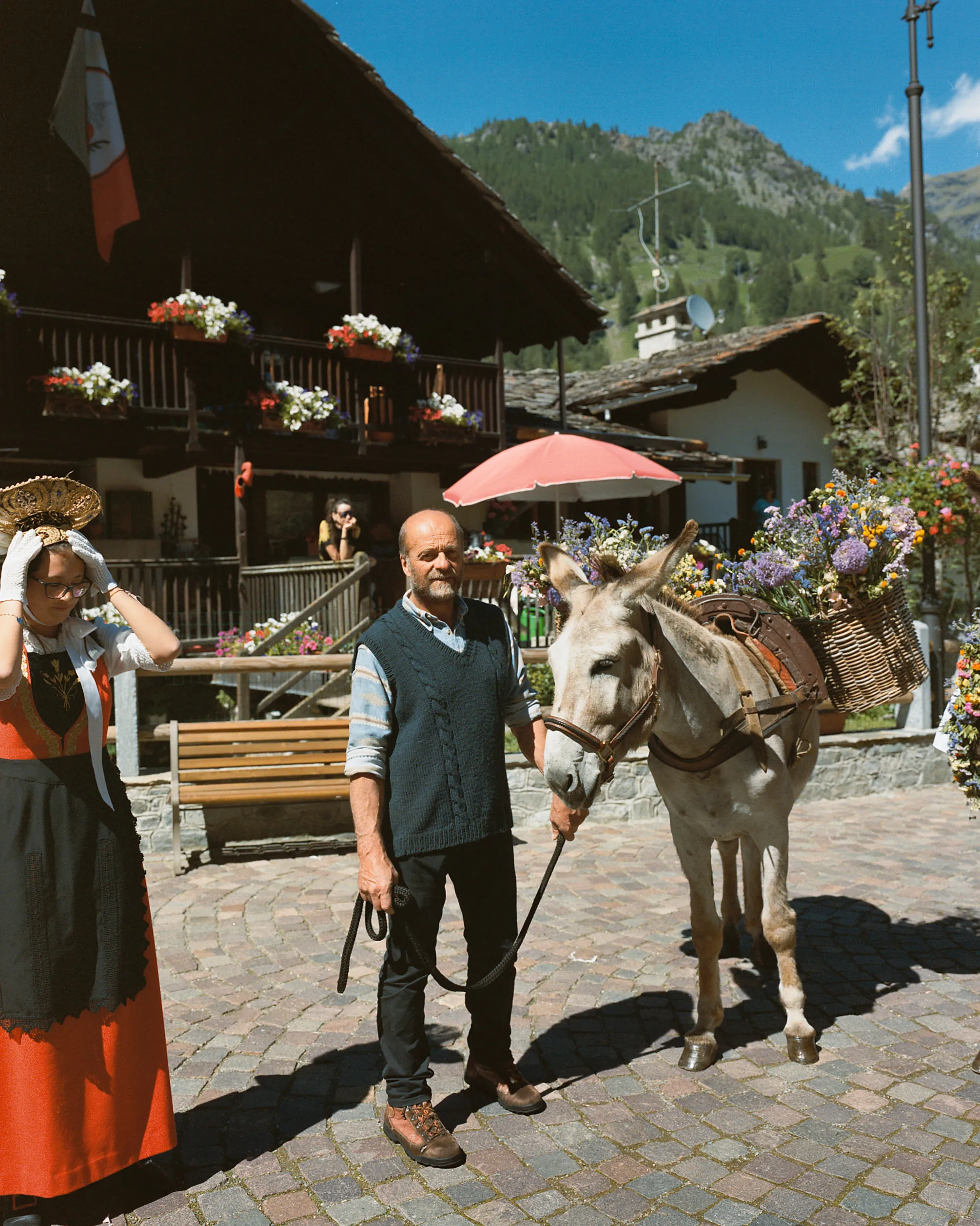 De bruiloft van Alessandra Medina Garretti en Andrea Garretti in de Italiaanse Alpen