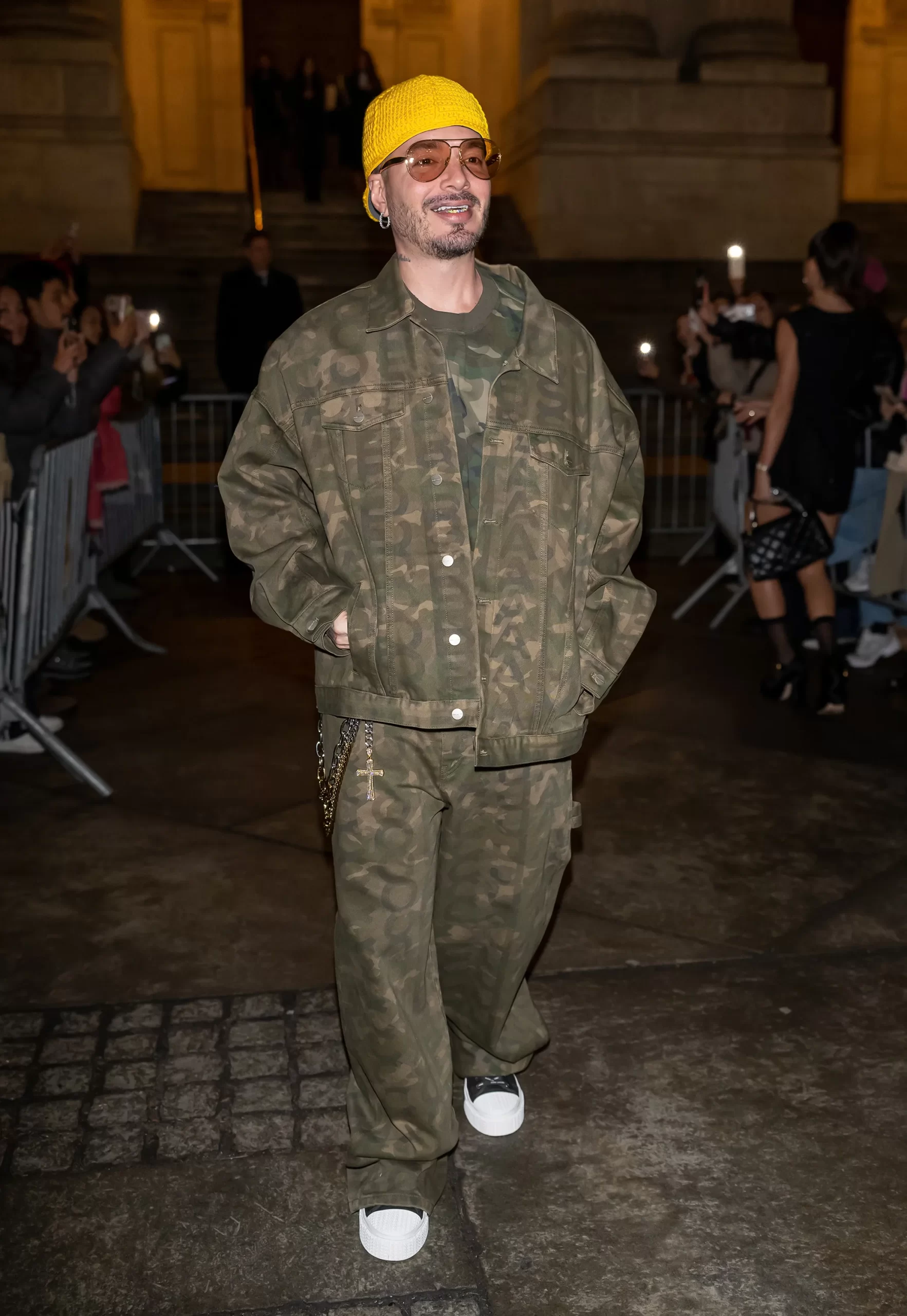 J Balvin bij Marc Jacobs