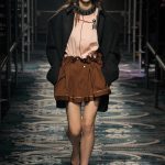 De paperbag-rok bij Prada herfst/winter 2025