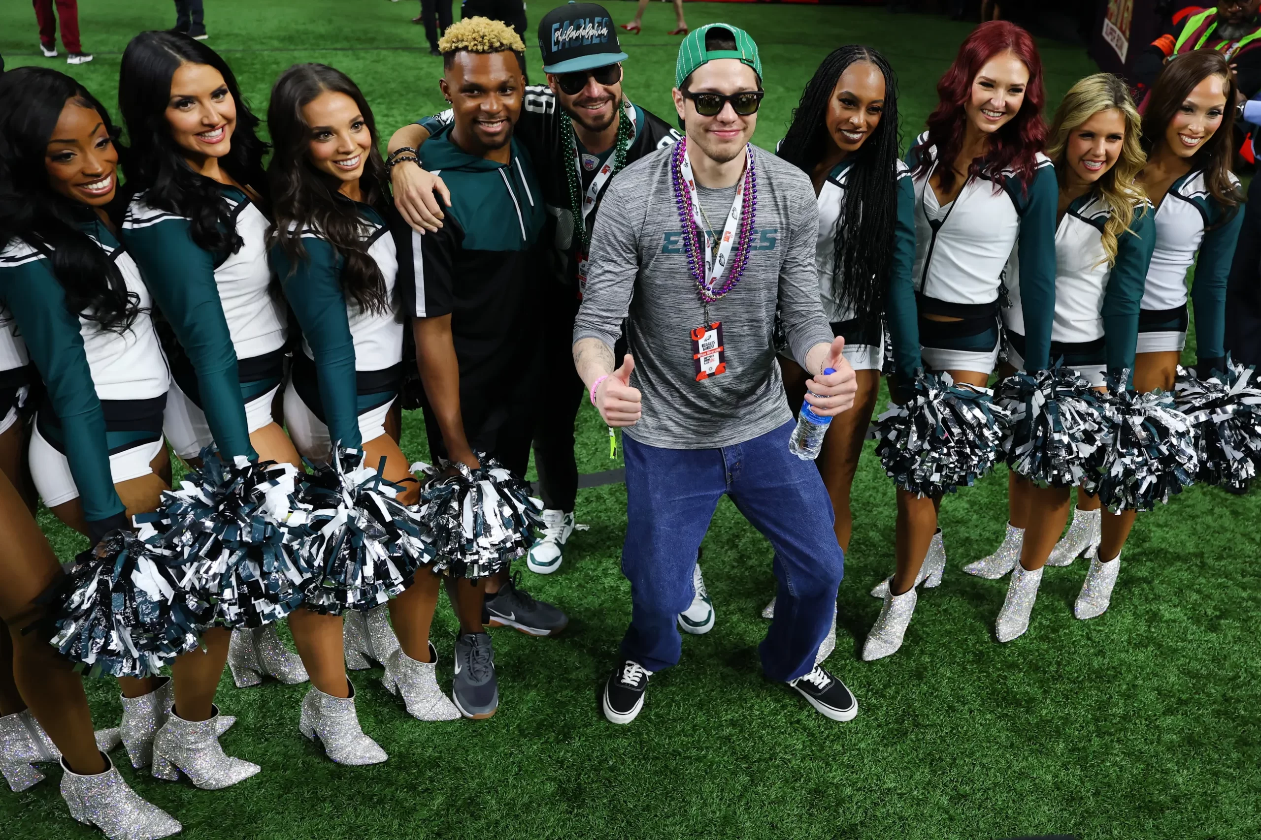 Pete Davidson bij de Super Bowl