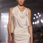 bordeauxrode mascara Victoria Beckham