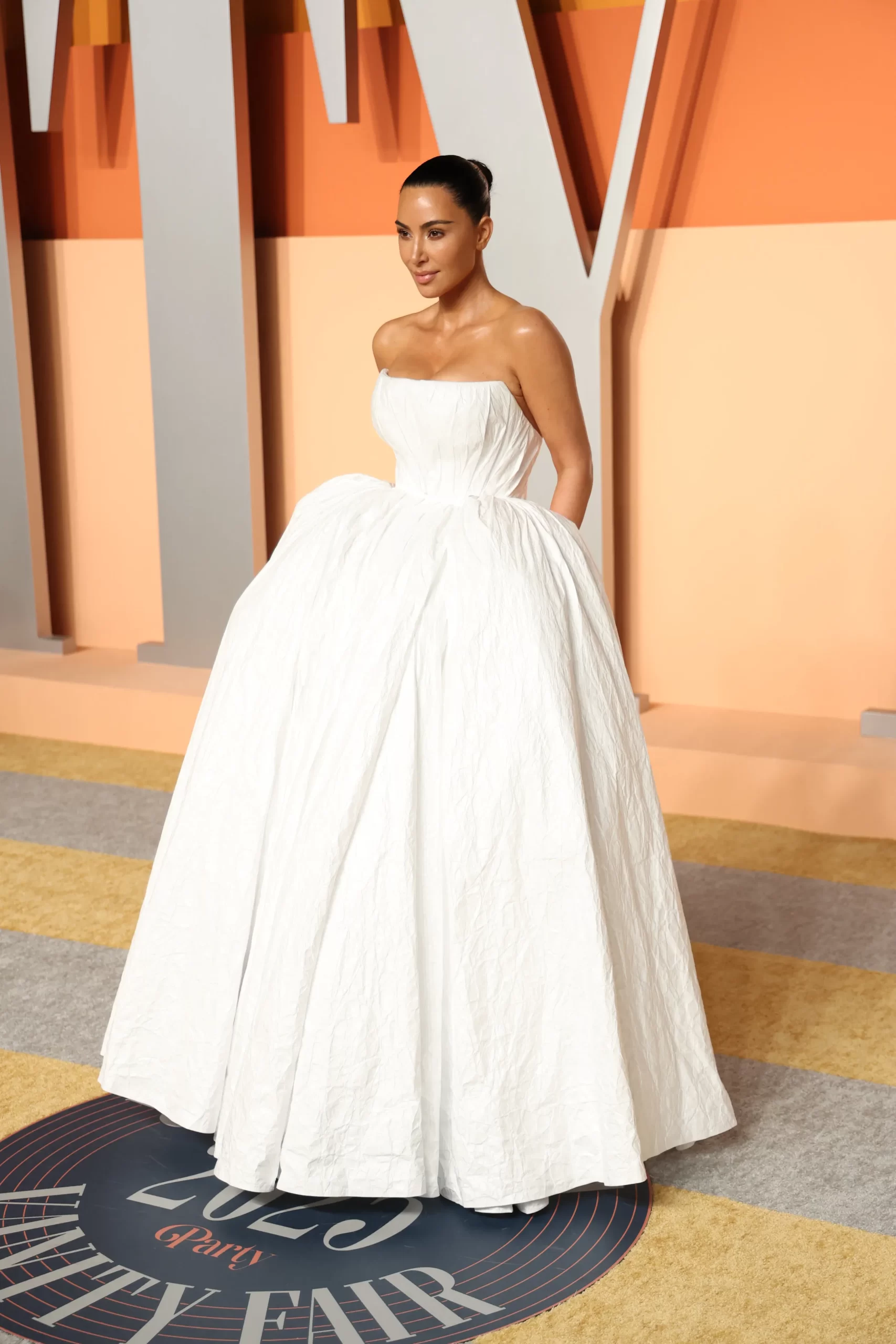 Kim Kardashian droeg een van de op bruidsjurken die we zagen tijdens de Oscars 2025