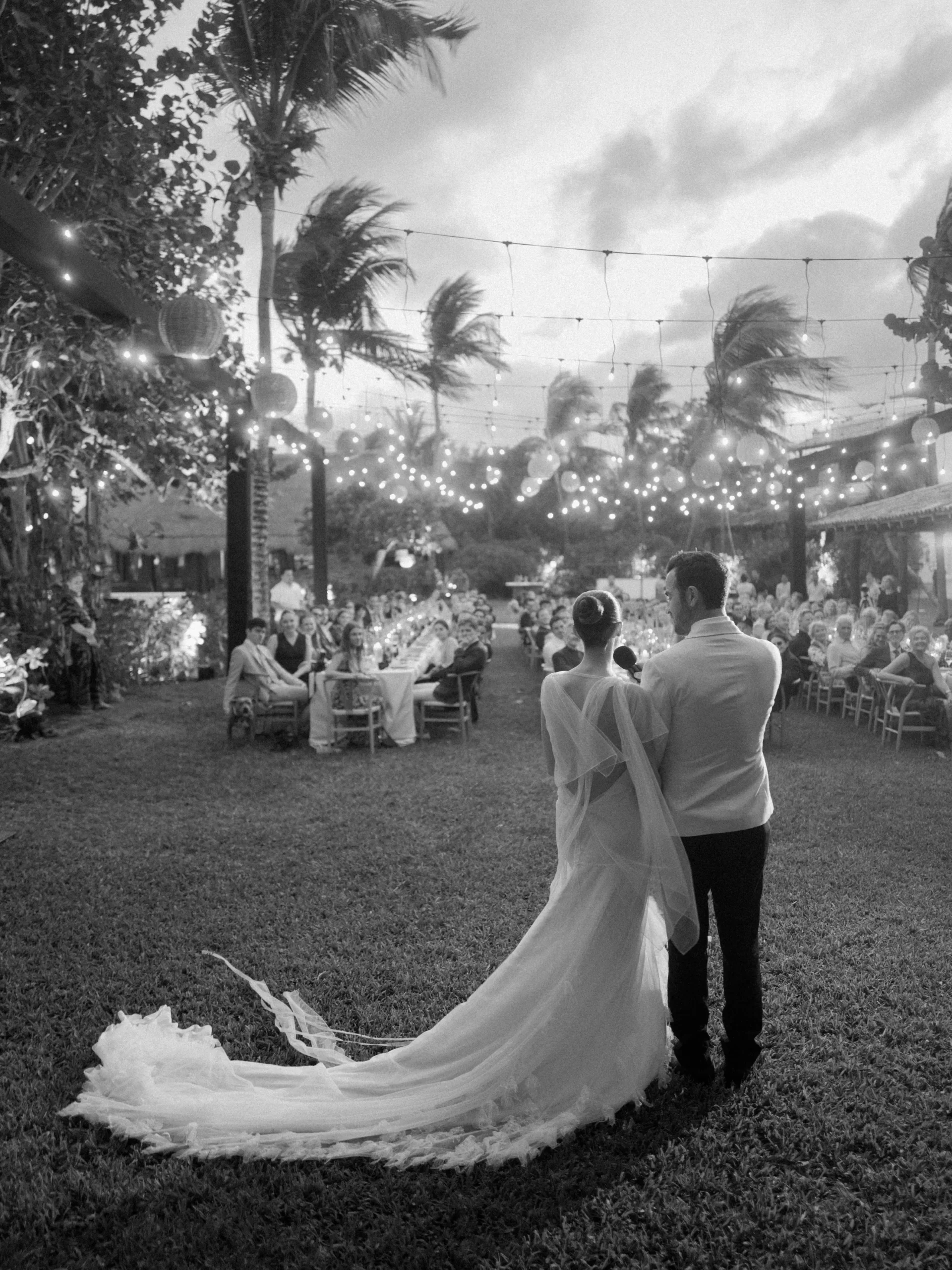 De bruiloft van Justin Theroux en Nicole Brydon Bloom in Mexico