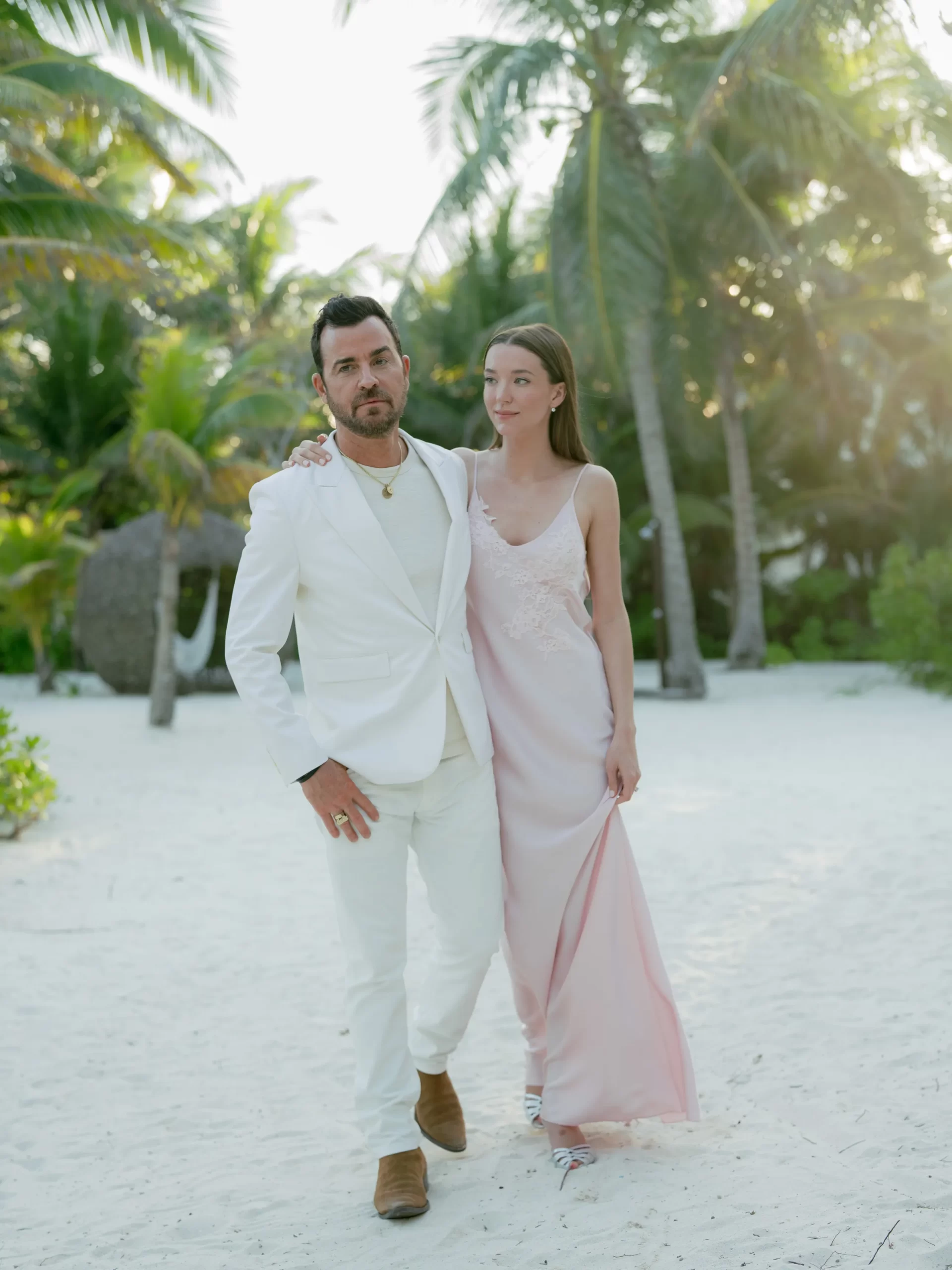 De bruiloft van Justin Theroux en Nicole Brydon Bloom in Mexico