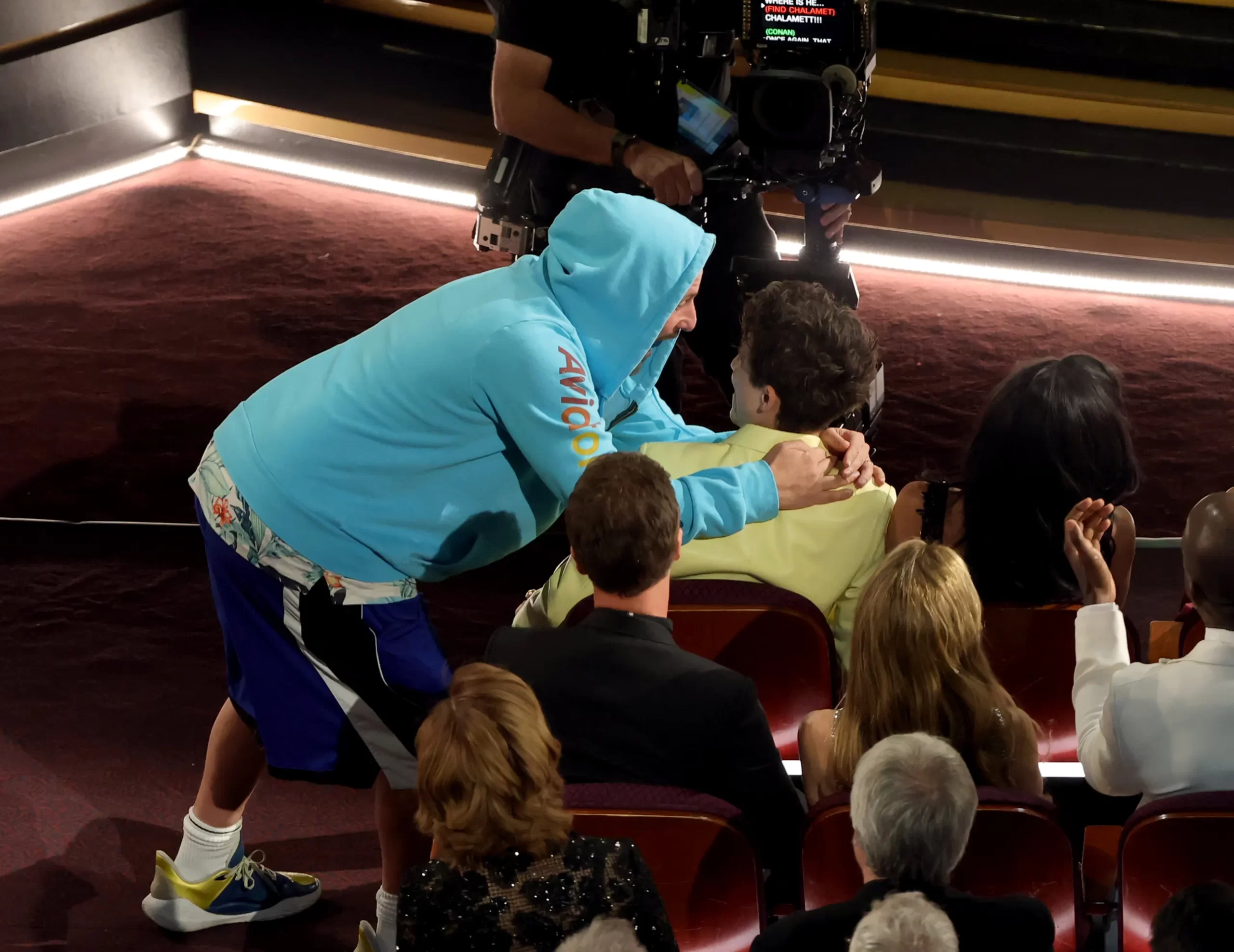 Adam Sandler en Timothée Chalamet bij de Oscars 2025