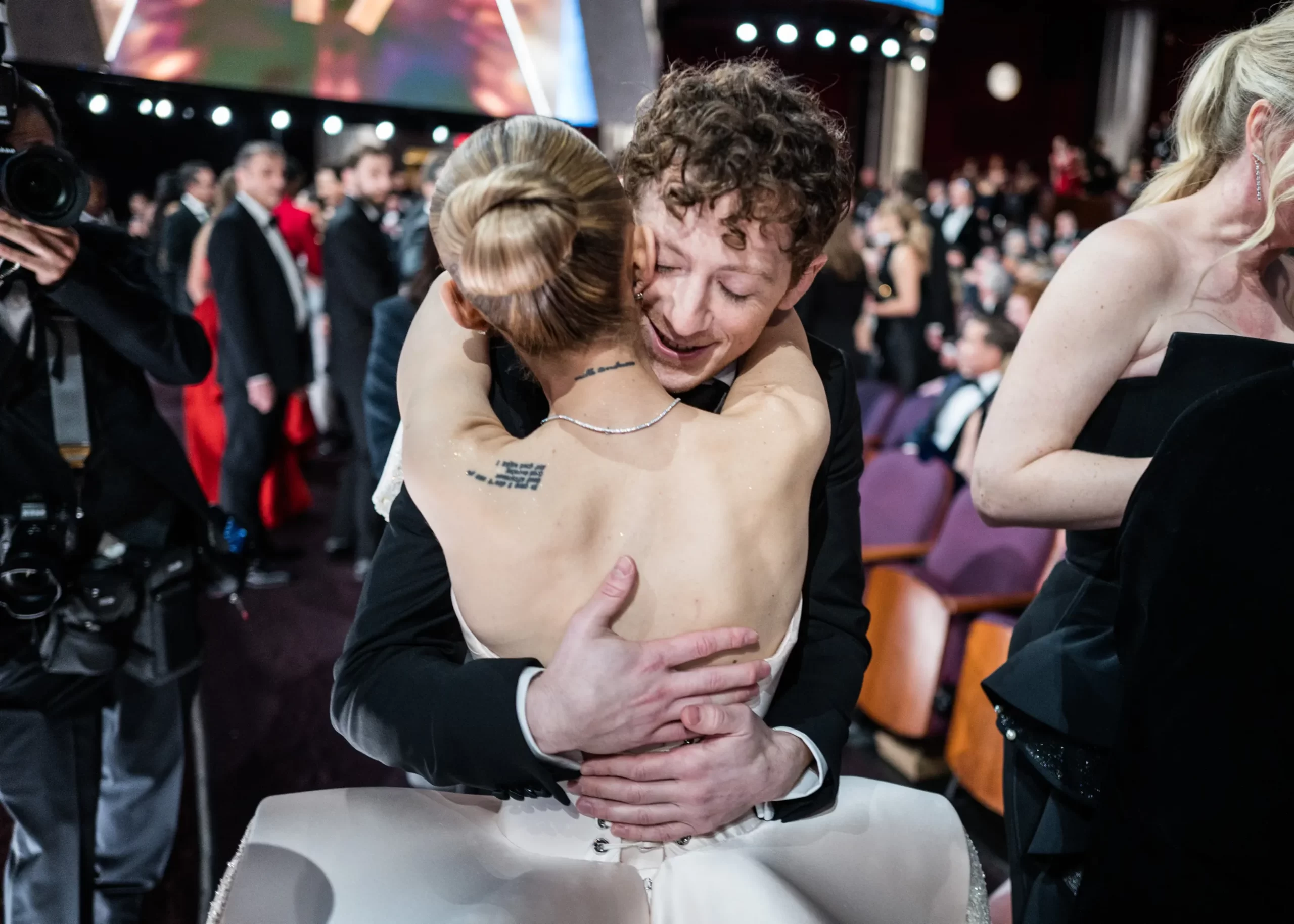 Ariana Grande en Ethan Slater bij de Oscars 2025