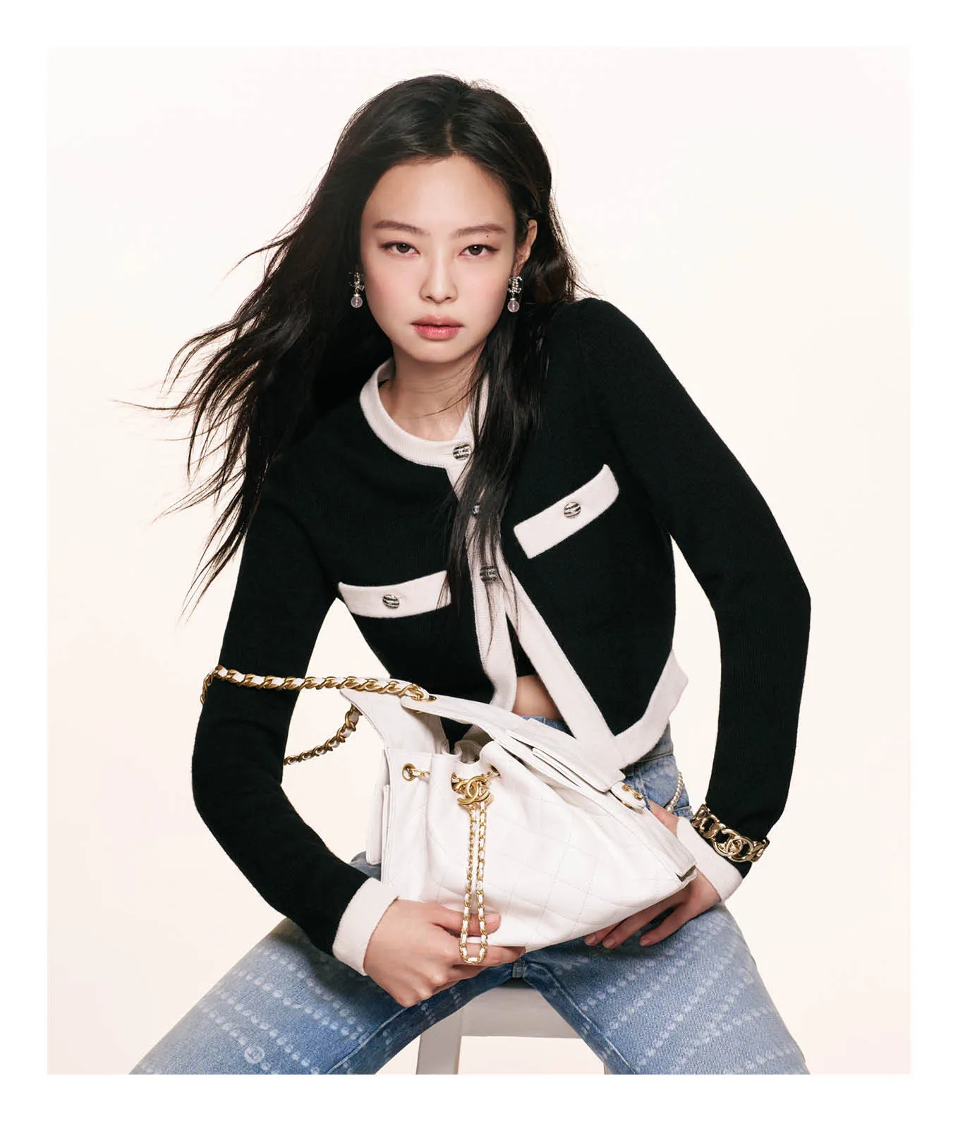 Jennie in de Chanel 25-campagne