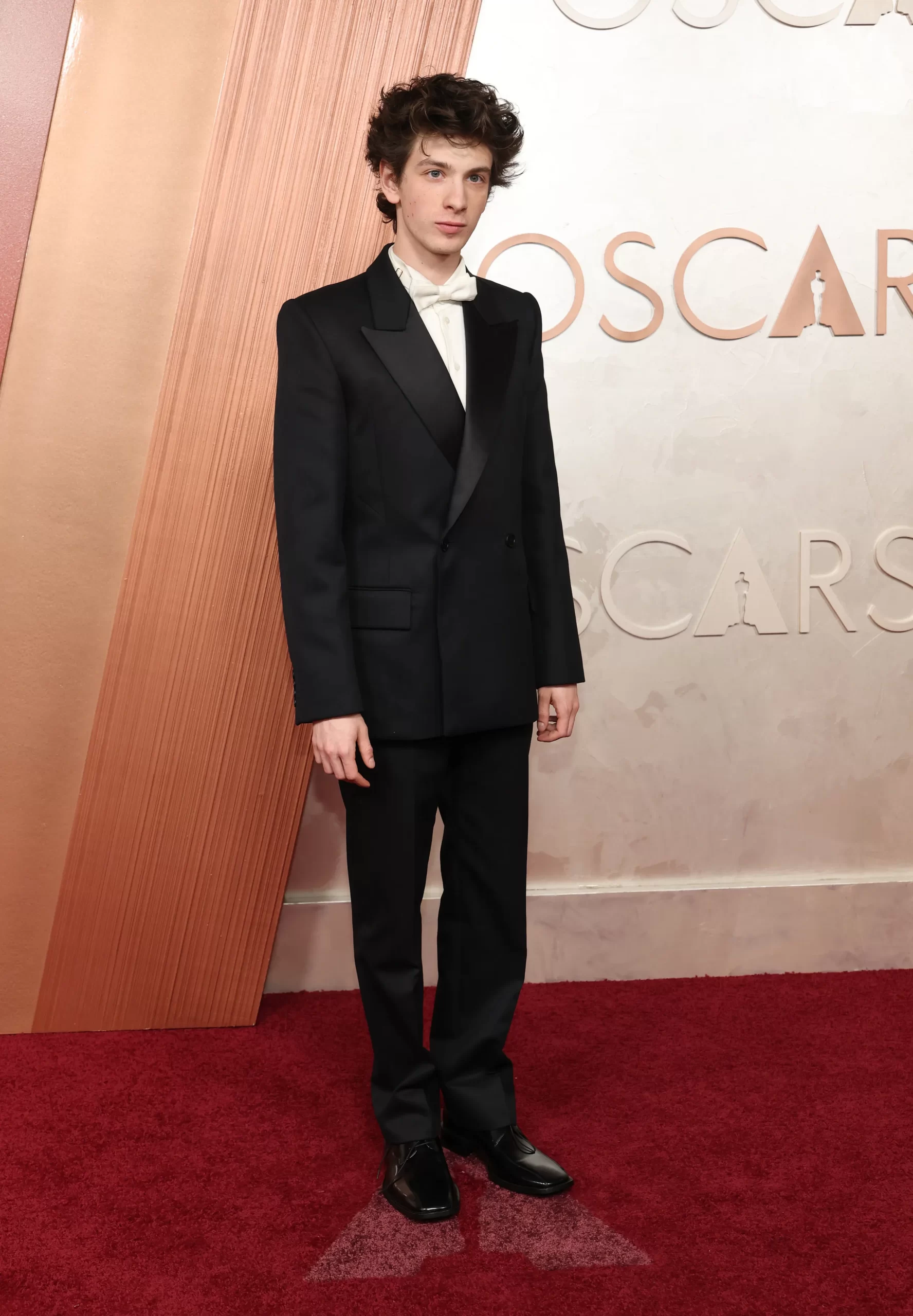 Mark Eydelshteyn in Balenciaga bij de Oscars 2025