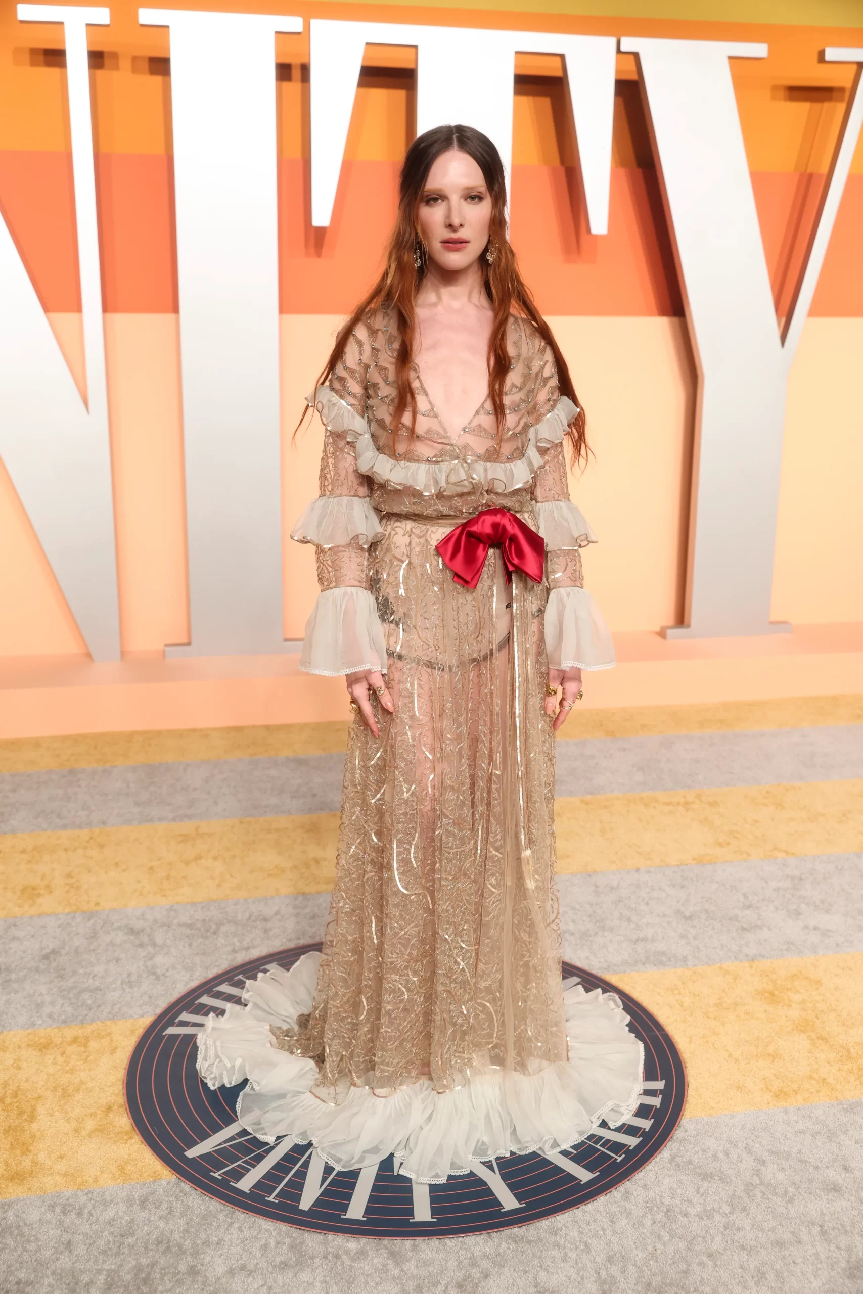 Hari Nef bij de Vanity Fair Oscars Party 2025