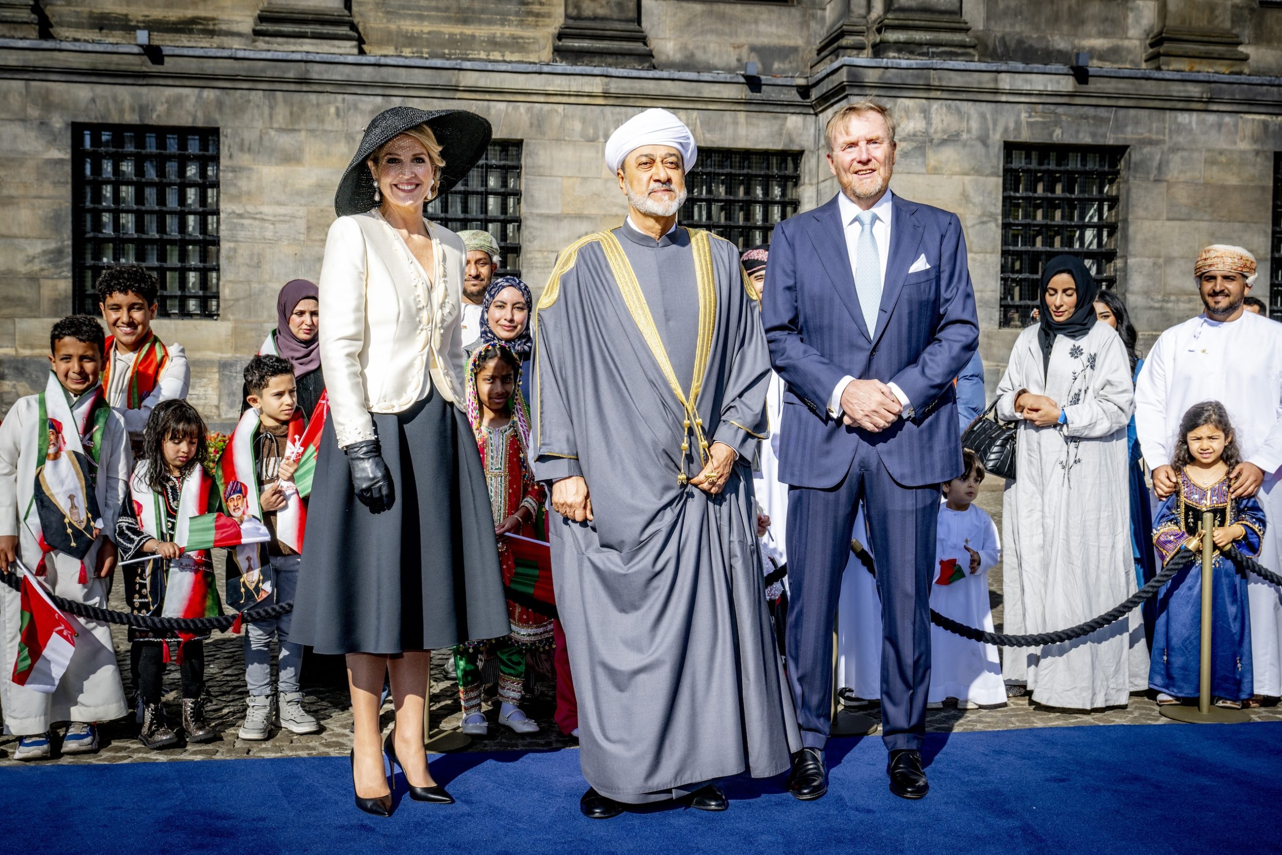 De sultan van Oman met koning Willem-Alexander en koningin Máxima tijdens het staatsbezoek