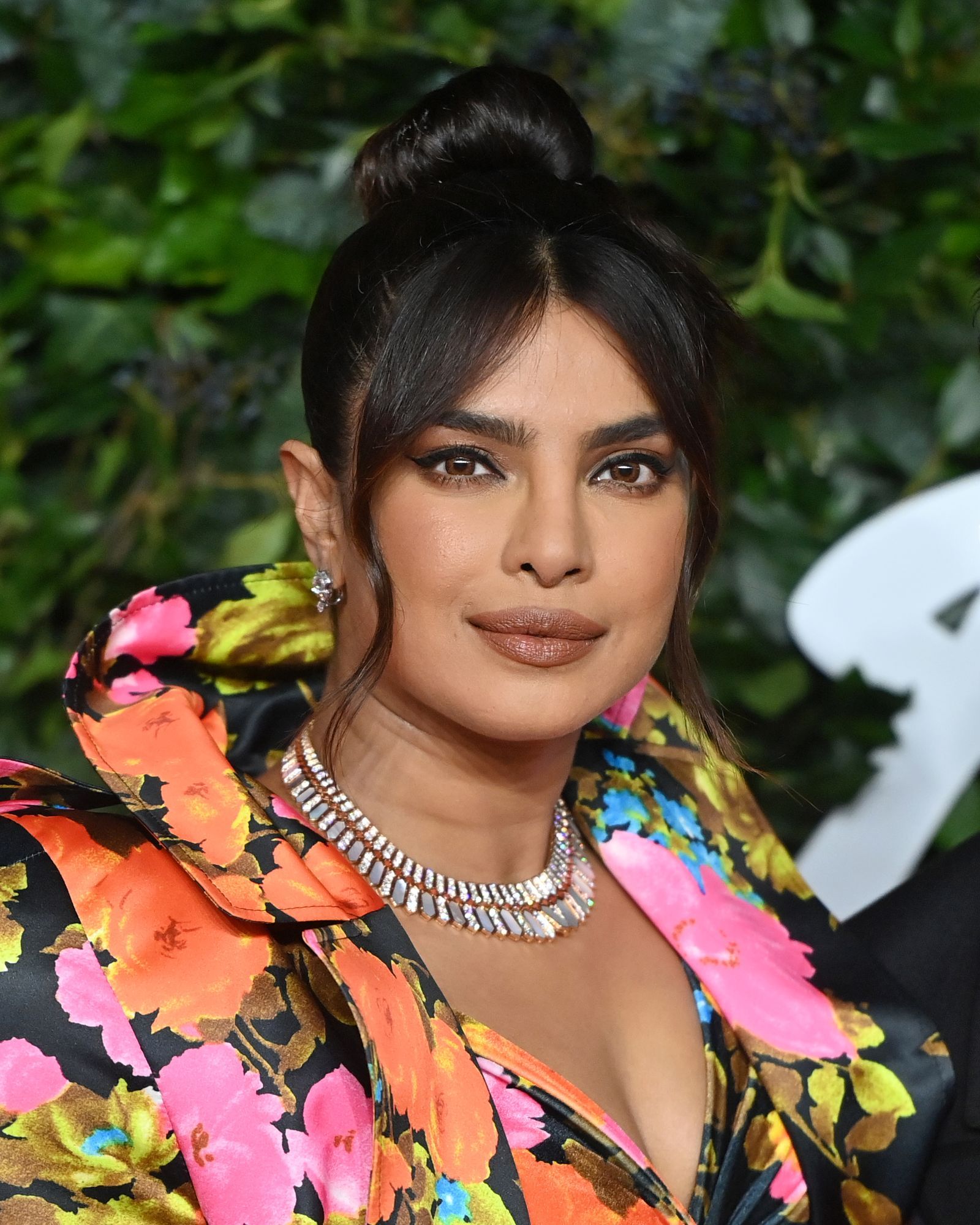 Priyanka Chopra met curtain bangs