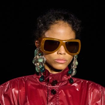 de-oranje-zonnebril-is-perfect-voor-koningsdag-maar-ook-voor-alle-zonnige-dagen-daarna-390599