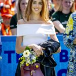 Prinses Alexia off-shoulder top