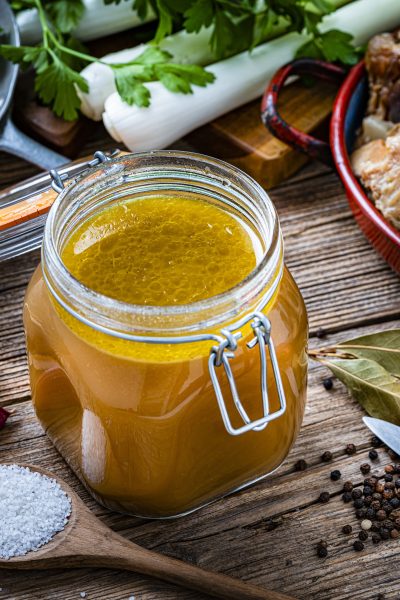 waarom-bottenbouillon-zo-populair-is-op-tiktok-en-wat-het-voor-je-kan-doen-341250