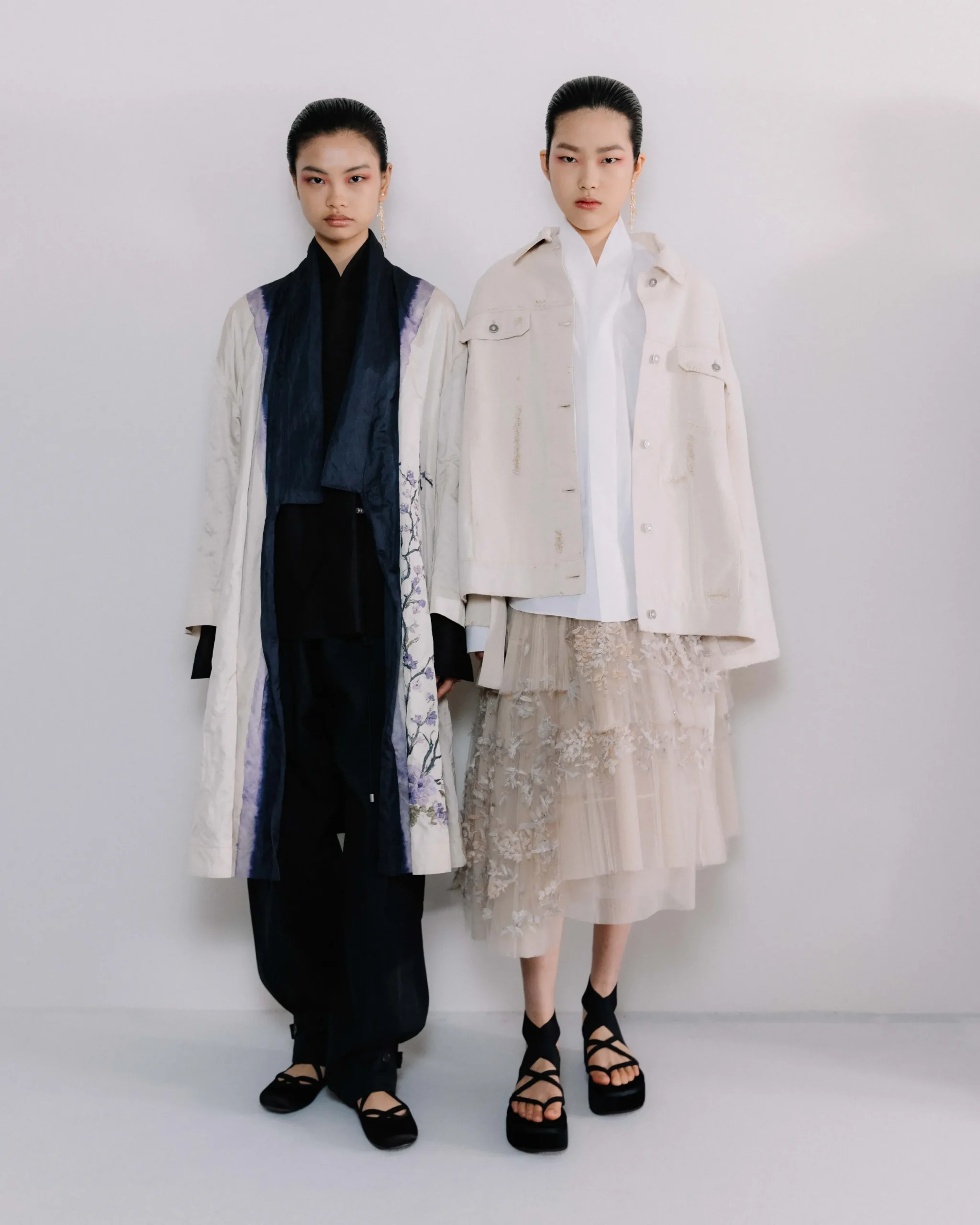 Backstage bij Dior pre-fall 2025 show in Kyoto