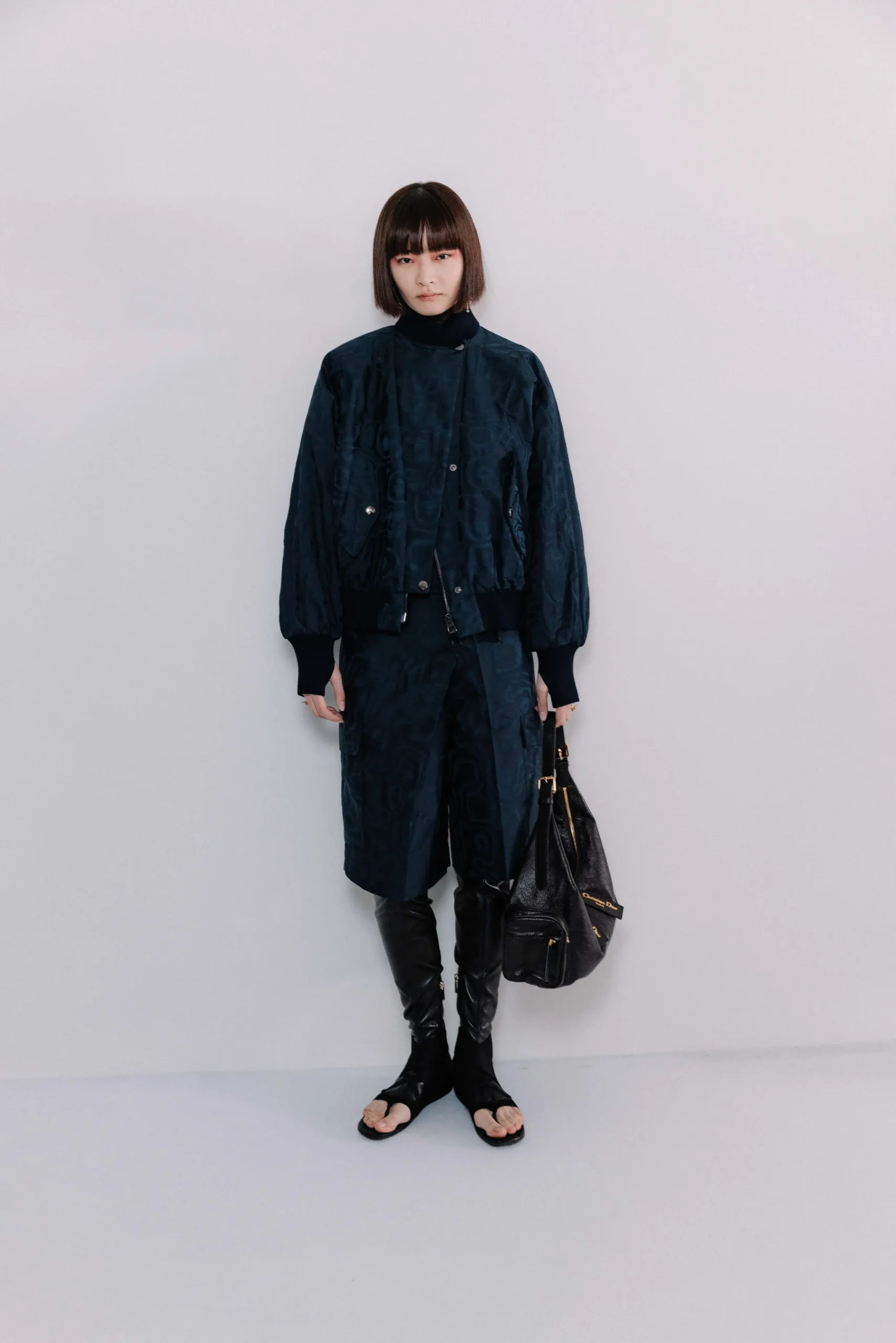 Backstage bij Dior pre-fall 2025 show in Kyoto