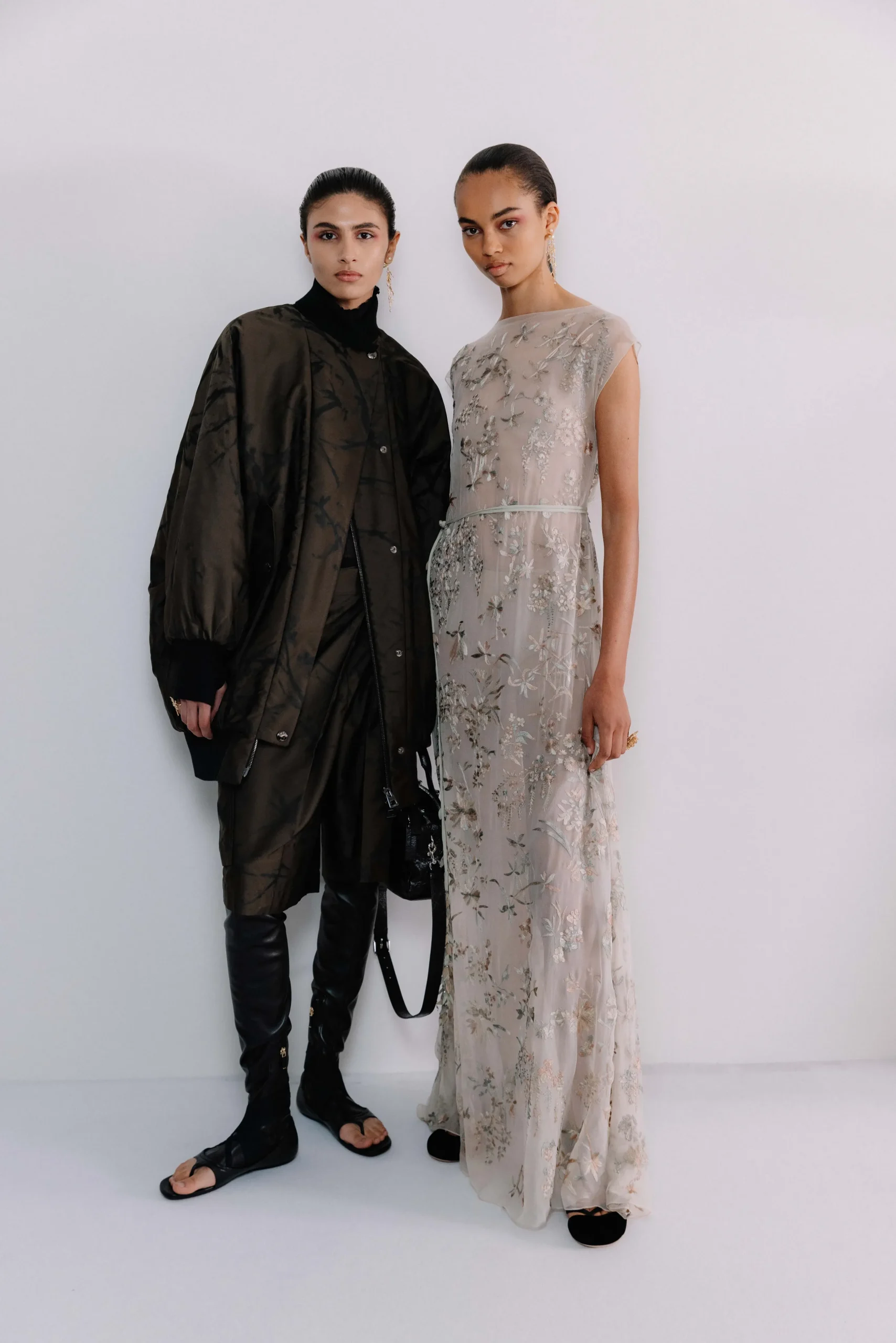 Backstage bij Dior pre-fall 2025 show in Kyoto