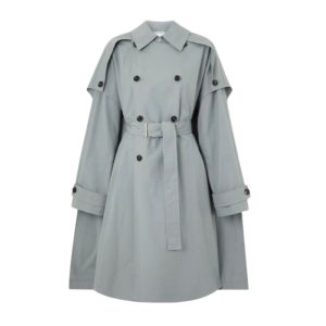 Trenchcoat guide. Bottega Veneta met cape