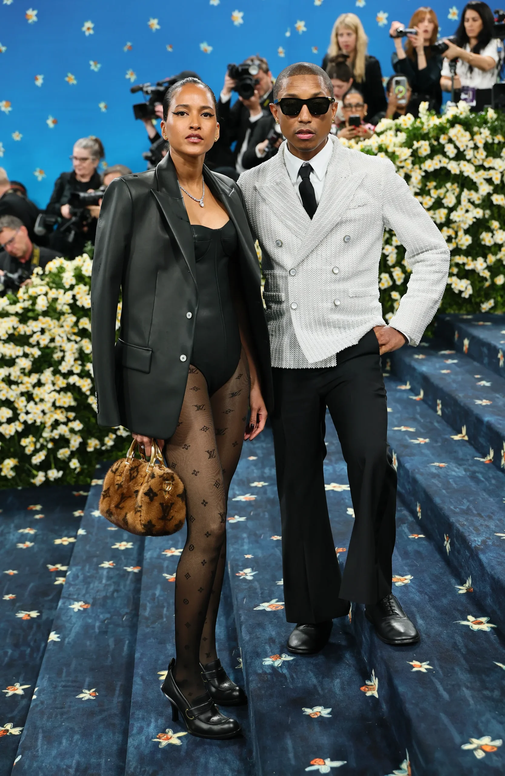 Helen Lasichanh en Pharrell Williams op met gala 2025