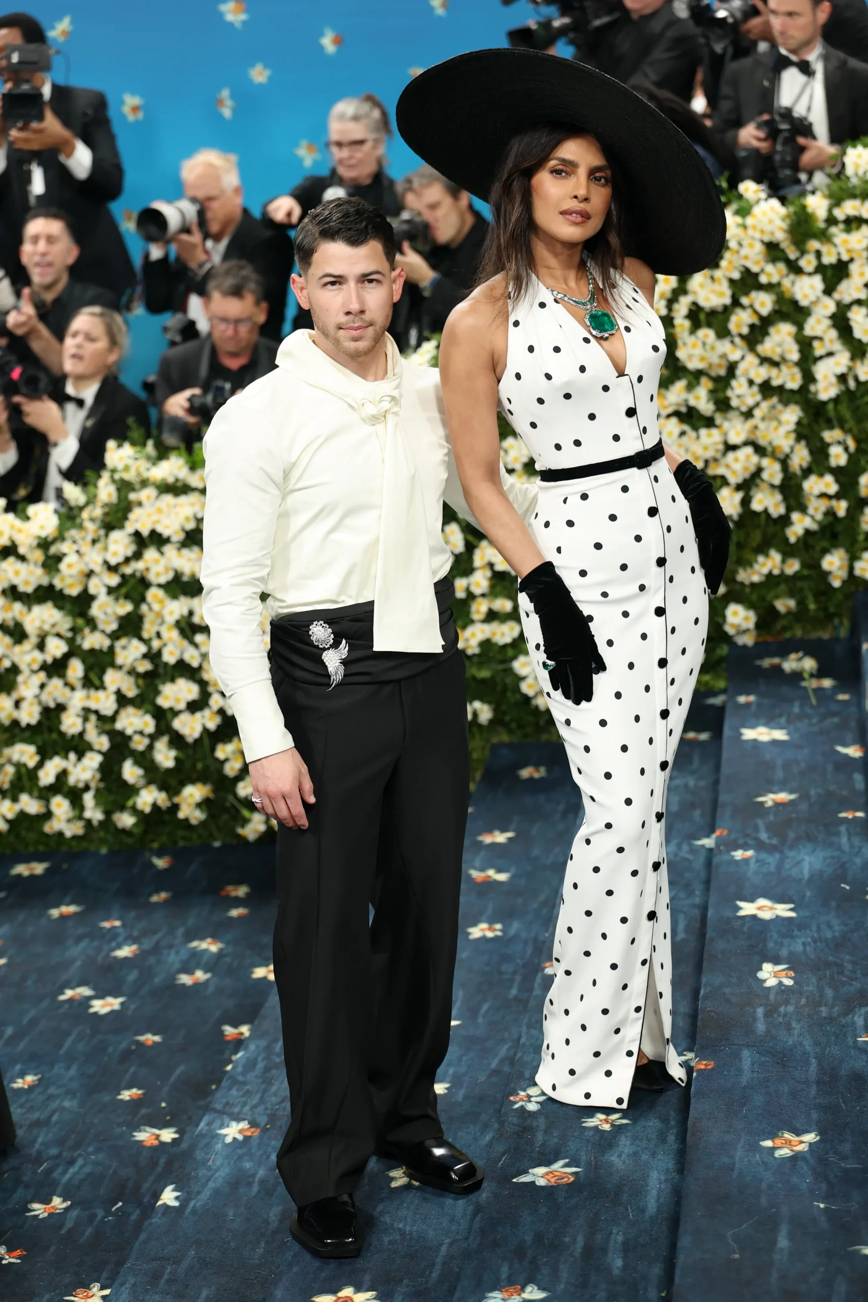 Nick Jonas and Priyanka Chopra op het Met Gala 2025