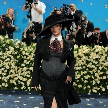 rihanna-was-niet-de-enige-zwangere-vrouw-op-het-met-gala-2025-345284