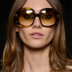 De grote zonnebril in de herfst/winter 2024-collectie van Tom Ford