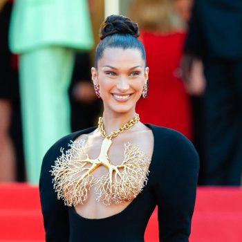 het-filmfestival-van-cannes-verbiedt-naakt-wat-betekent-dit-voor-de-rode-loper-346276