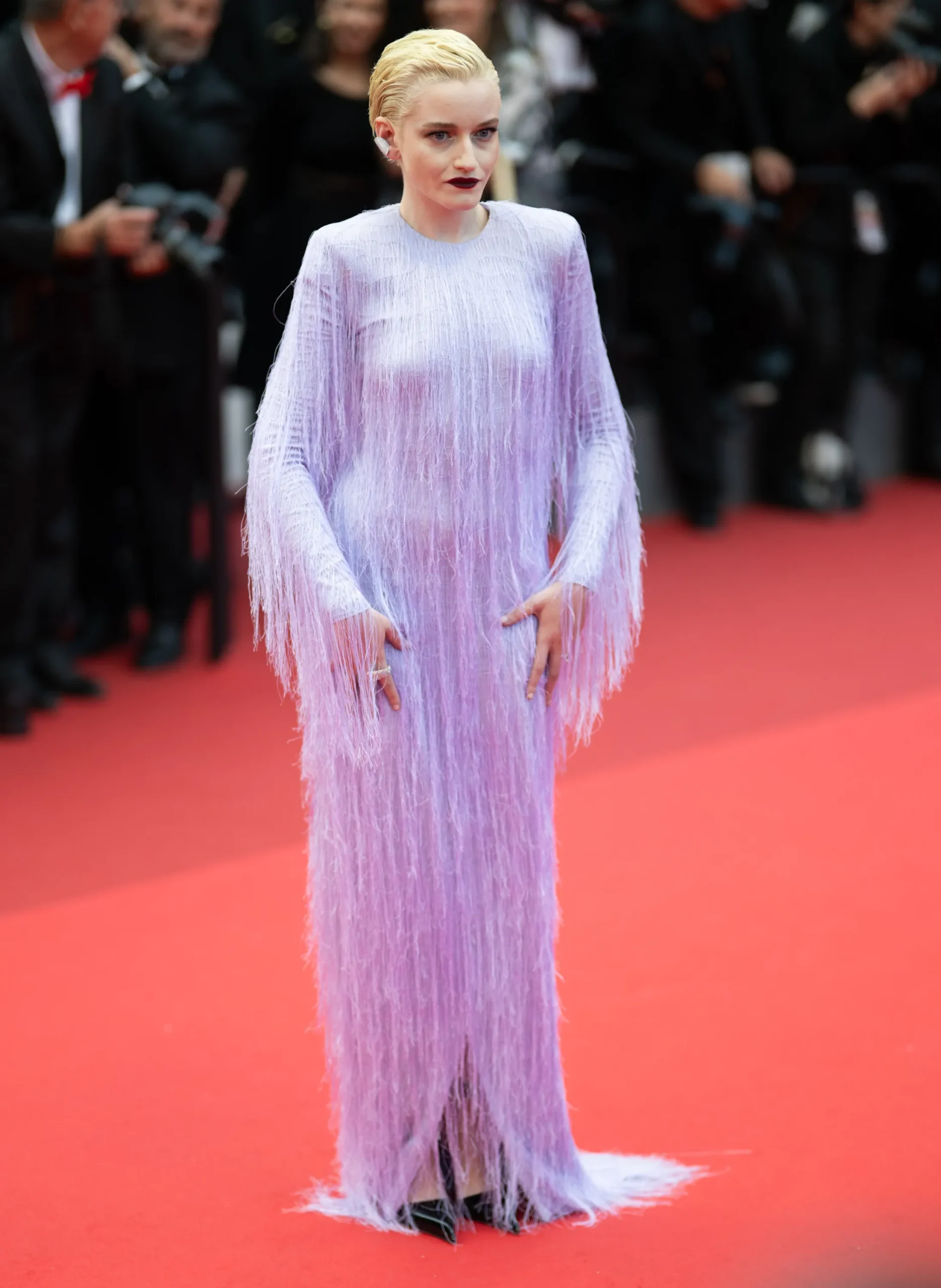 Julia Garner in Tom Ford bij het Filmfestival van Cannes 2025