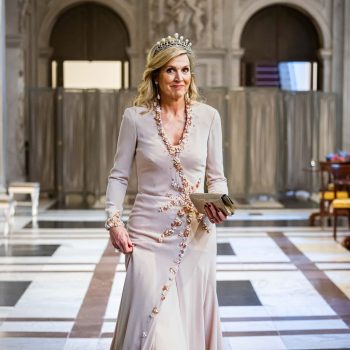 koningin-maxima-draagt-een-legerpak-cargobroek-en-baljurk-op-dezelfde-dag-346325