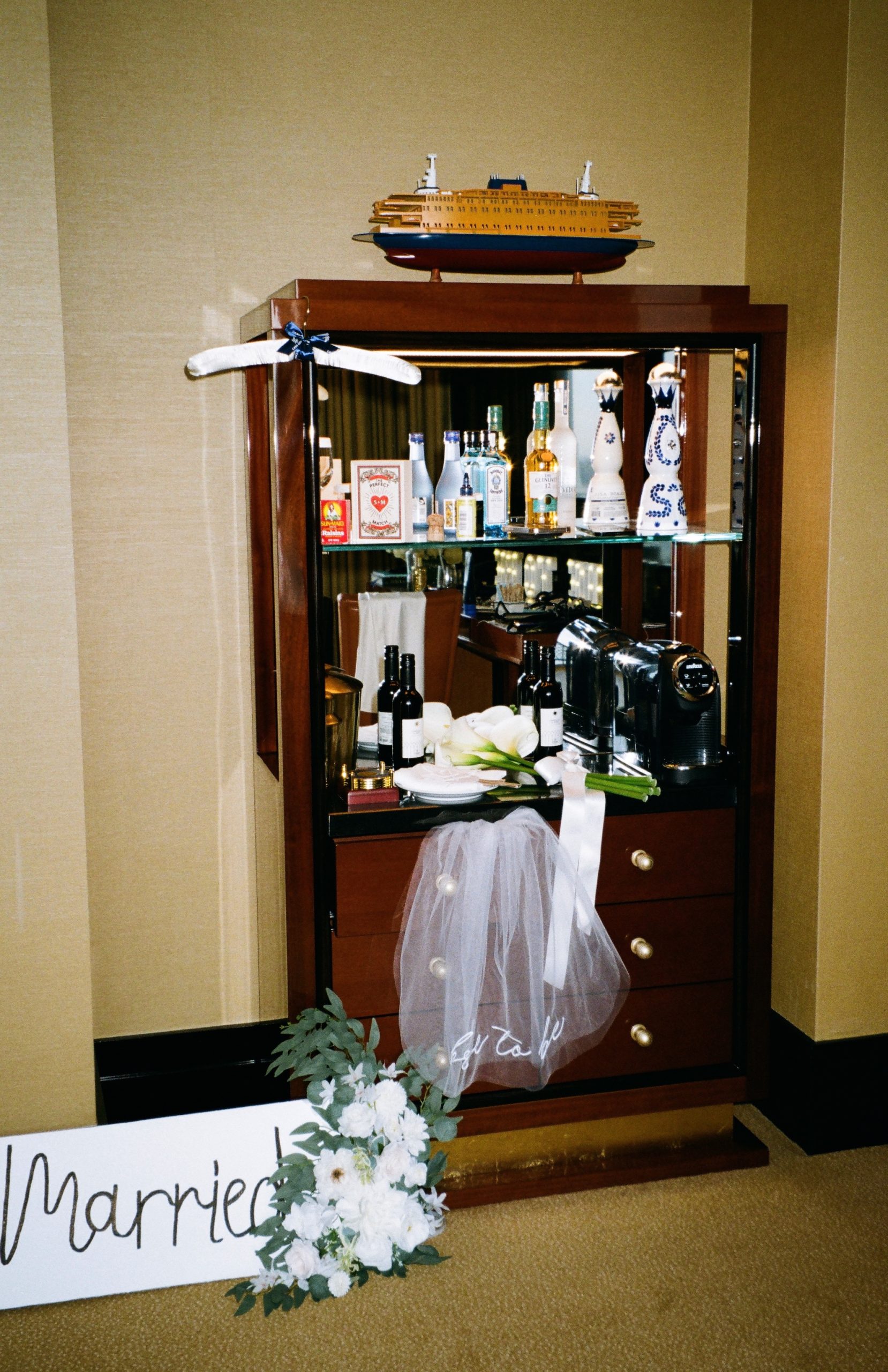 De bruiloft van Savana Peetoom