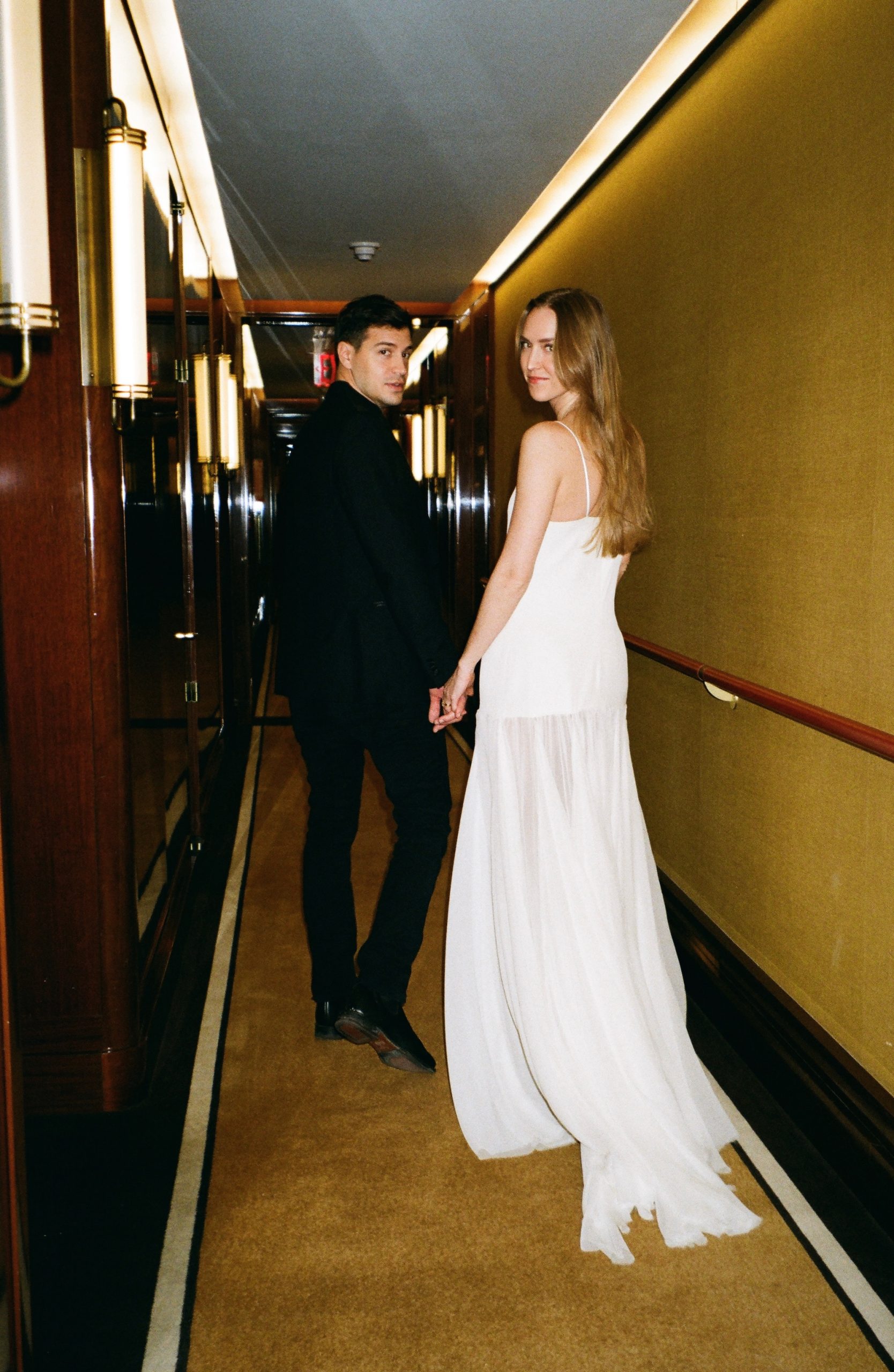 De bruiloft van Savana Peetoom